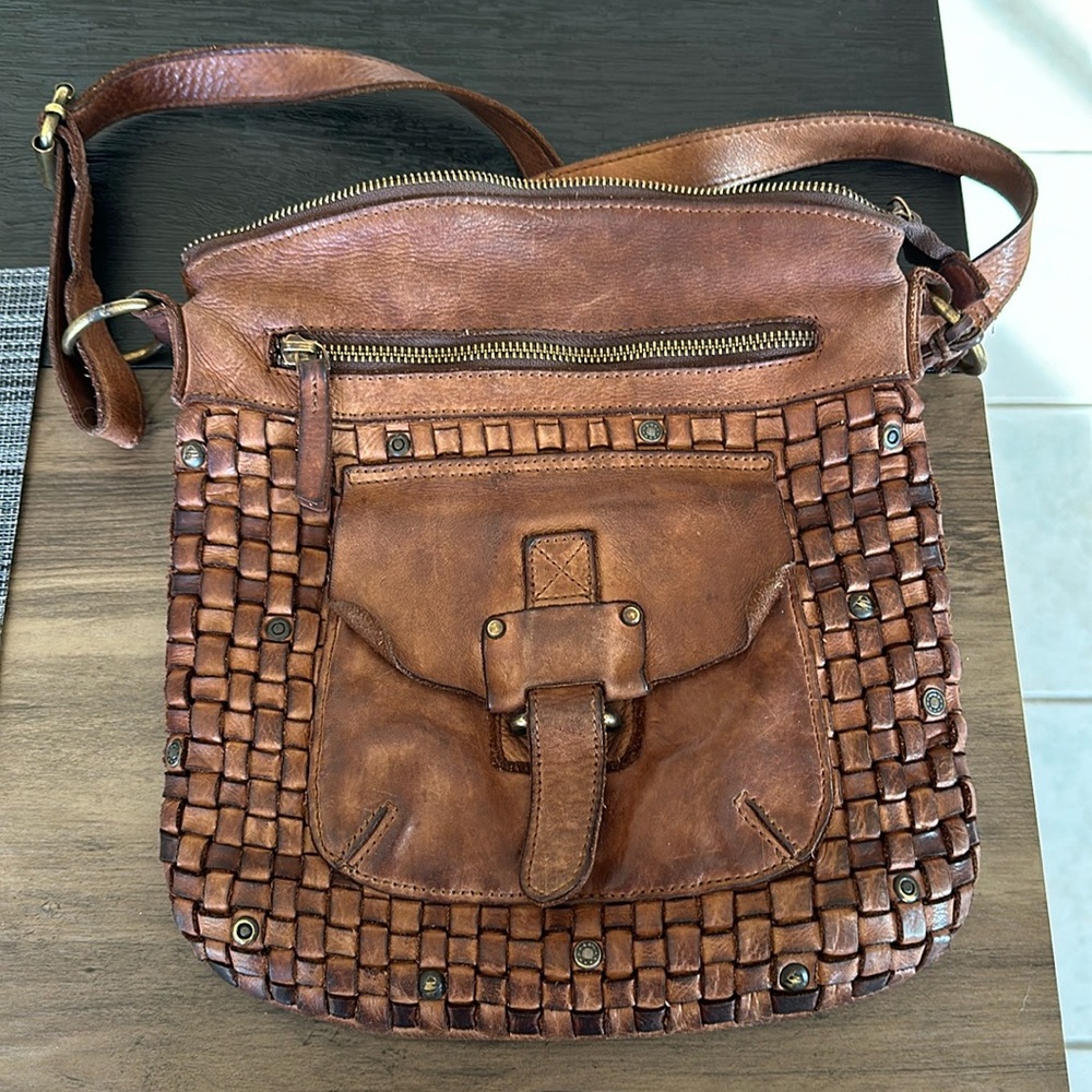 Shoulder bag- gently used.